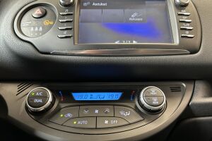 Toyota Yaris esikatselu 19