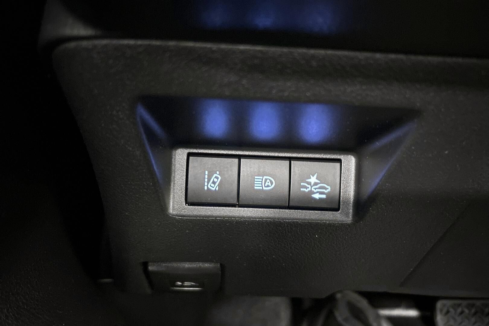Toyota Yaris iso kuva 22