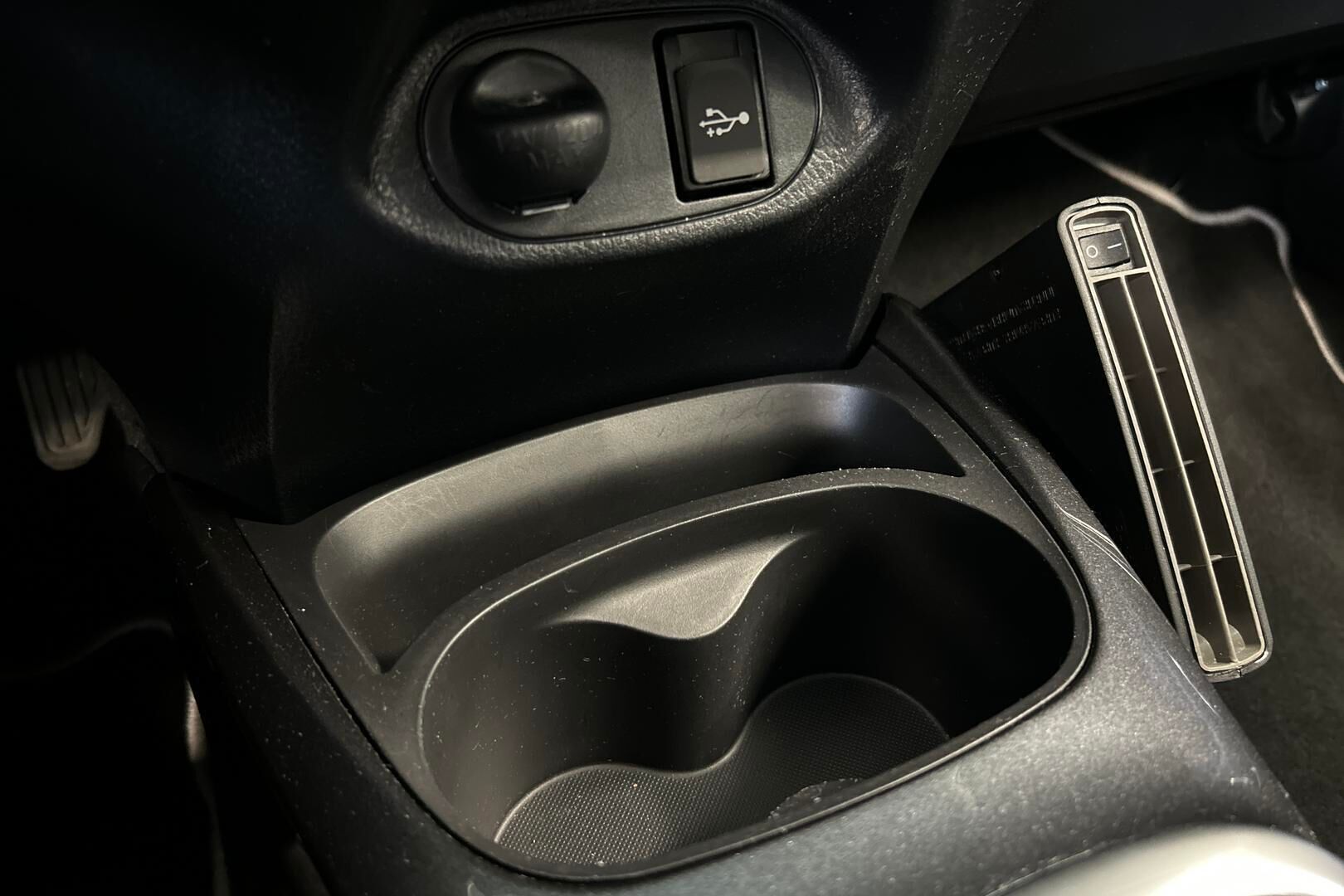 Toyota Yaris iso kuva 31
