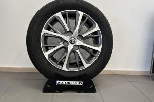 Toyota Yaris esikatselu 33