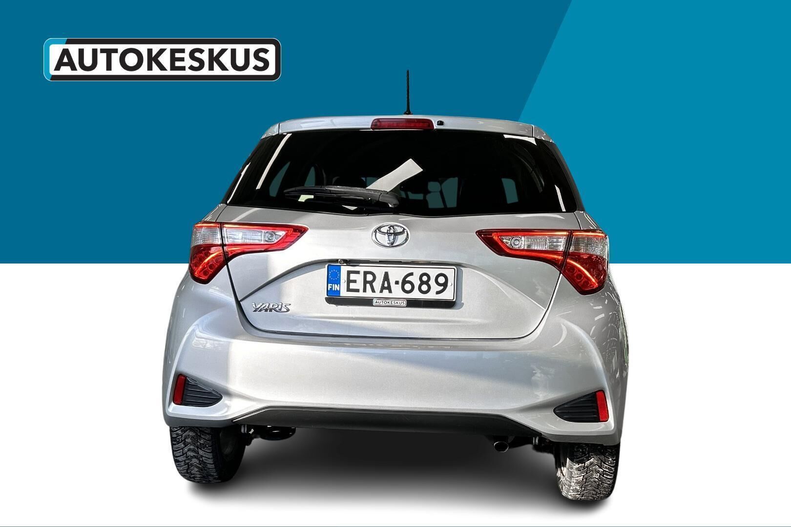 Toyota Yaris iso kuva 6