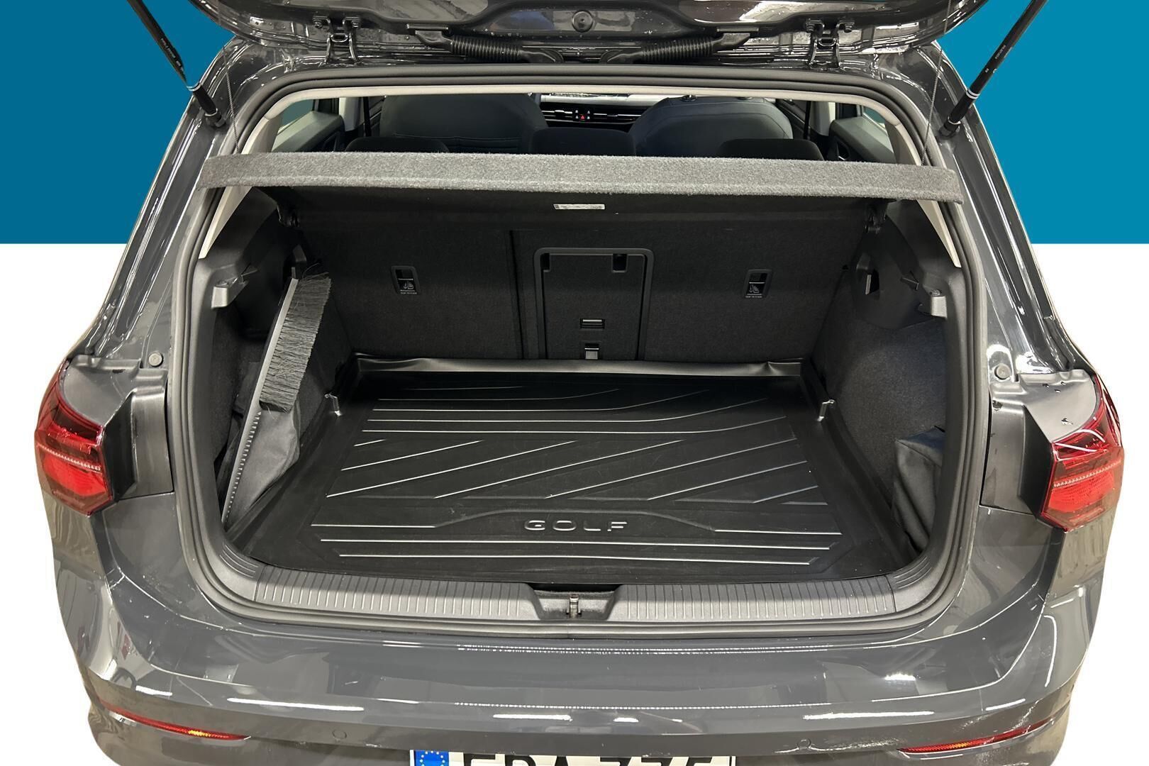 Volkswagen Golf iso kuva 12