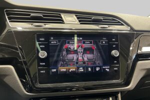 Volkswagen Touran esikatselu 16