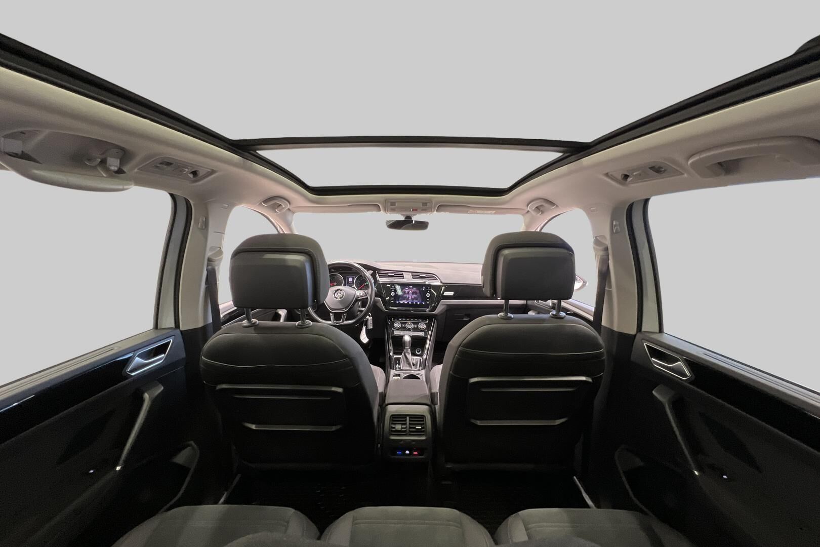 Volkswagen Touran iso kuva 29