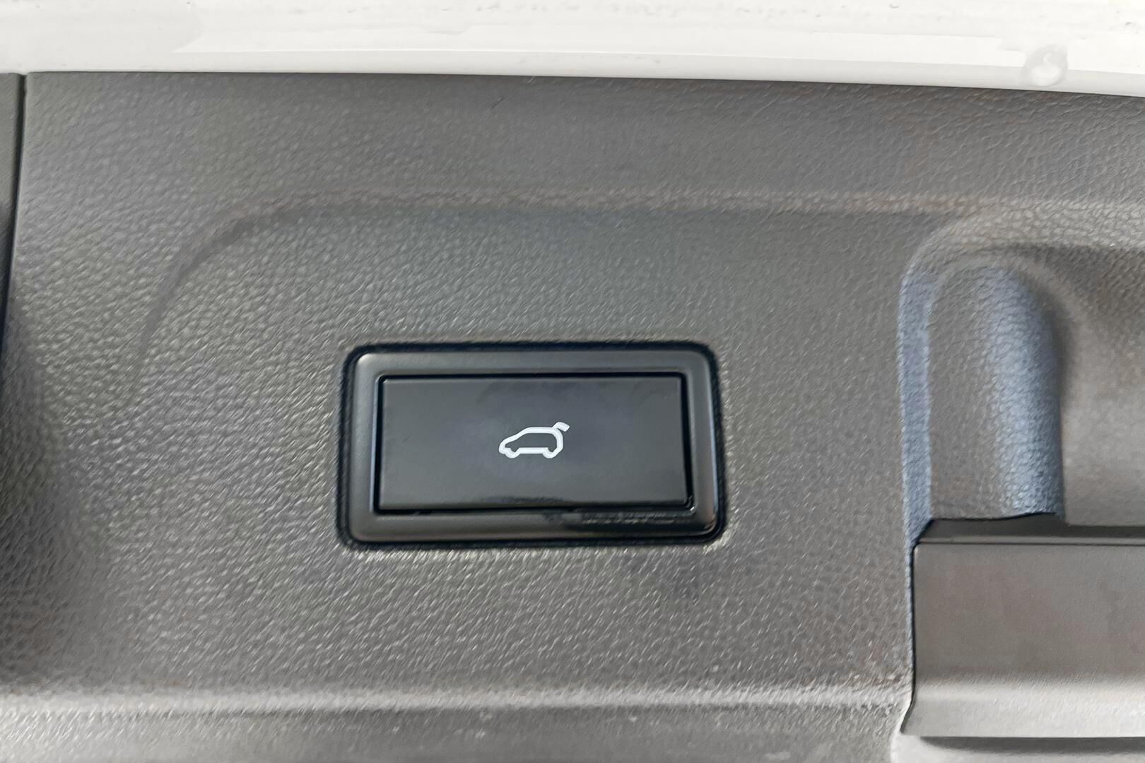 Volkswagen Touran iso kuva 31