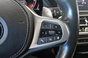 BMW X7 esikatselu 16