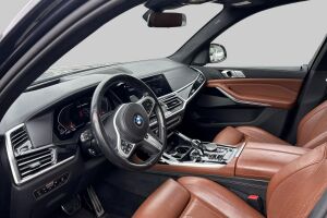 BMW X7 esikatselu 4