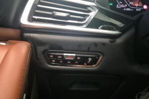 BMW X7 esikatselu 20