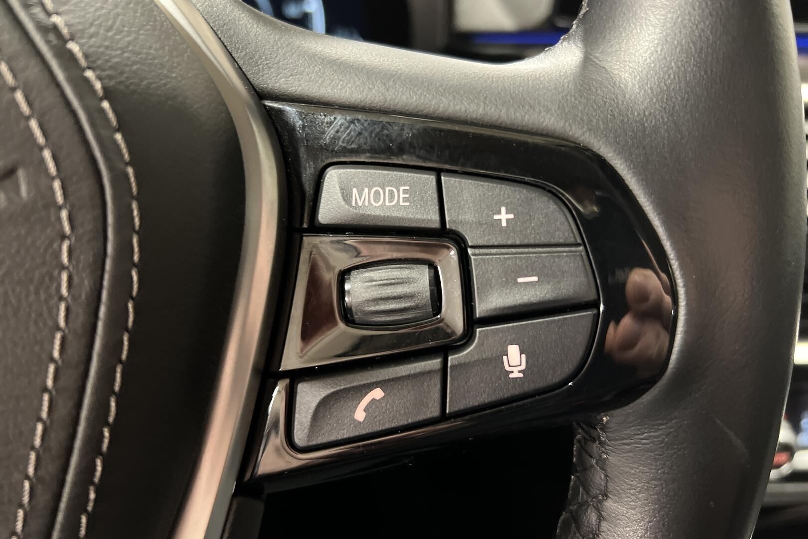 BMW 5-sarja iso kuva 17