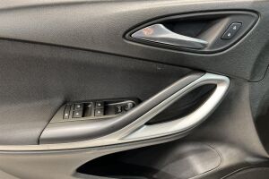 Opel Astra esikatselu 23