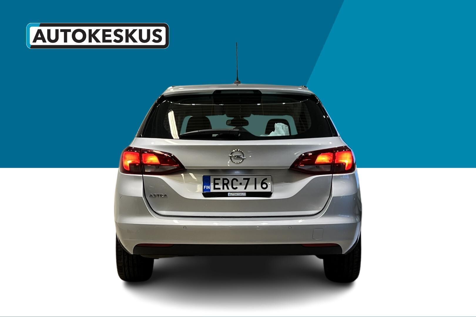 Opel Astra iso kuva 6