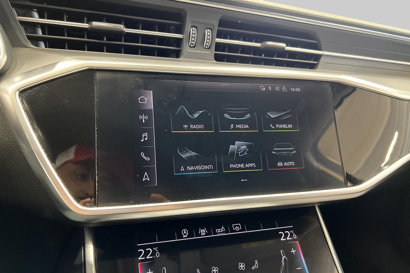 Audi A6 iso kuva 20