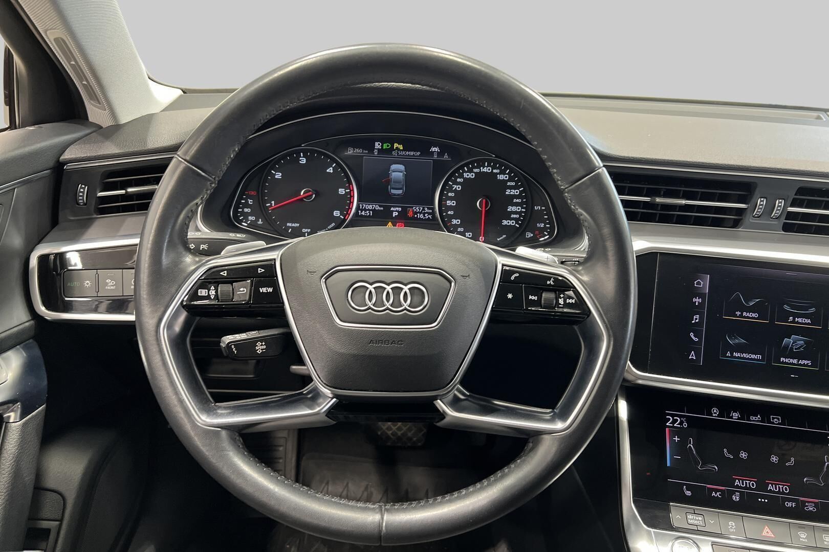 Audi A6 iso kuva 34