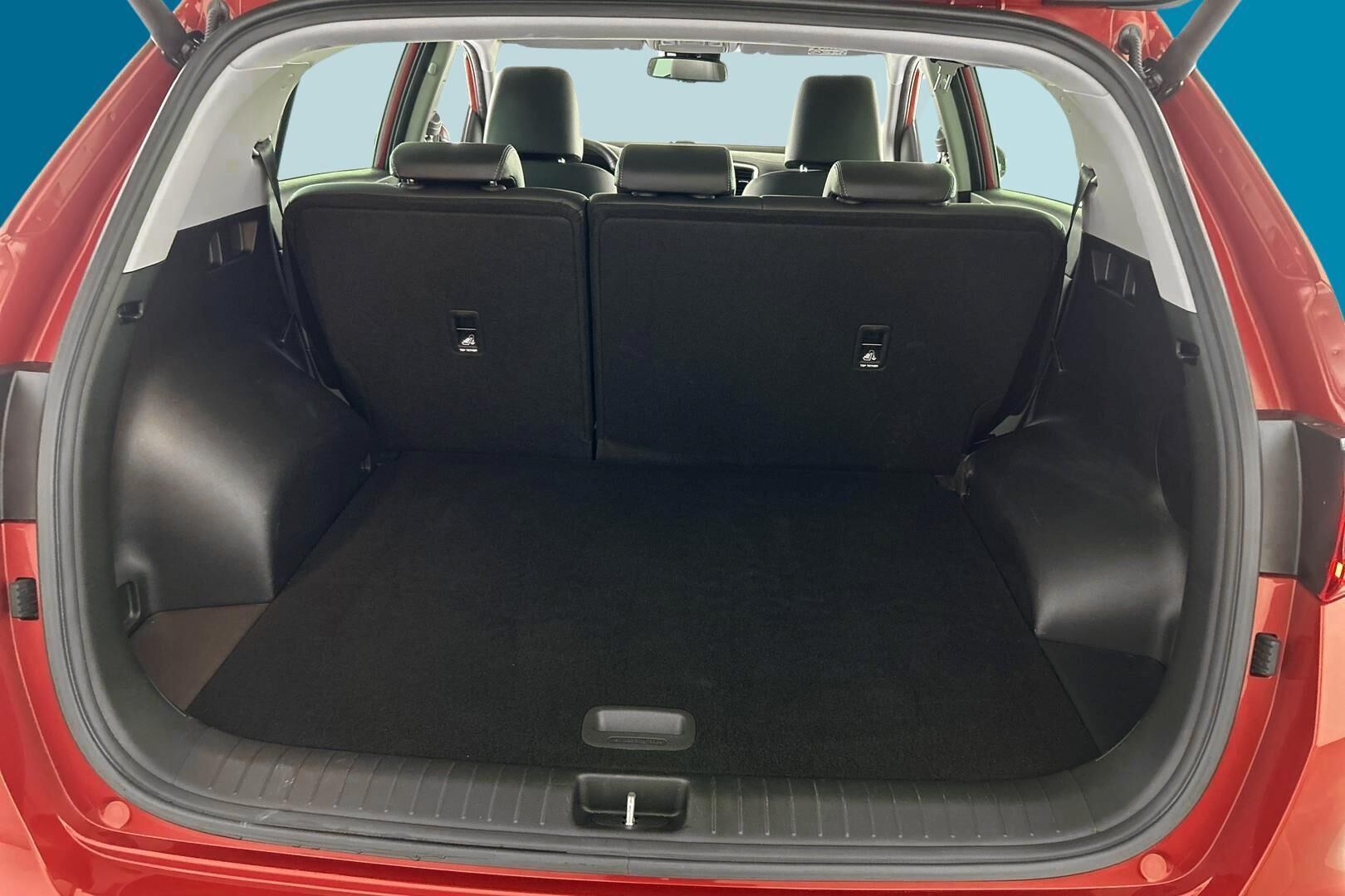 Kia Sportage iso kuva 31