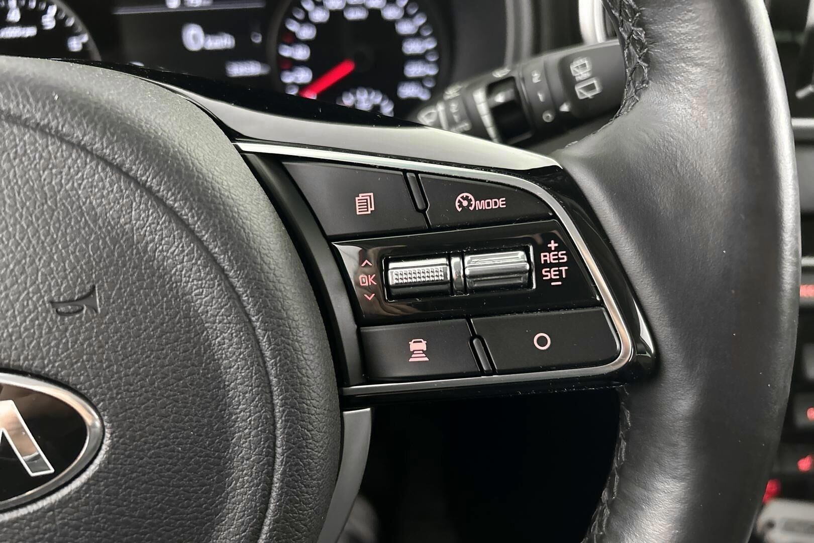 Kia Sportage iso kuva 11