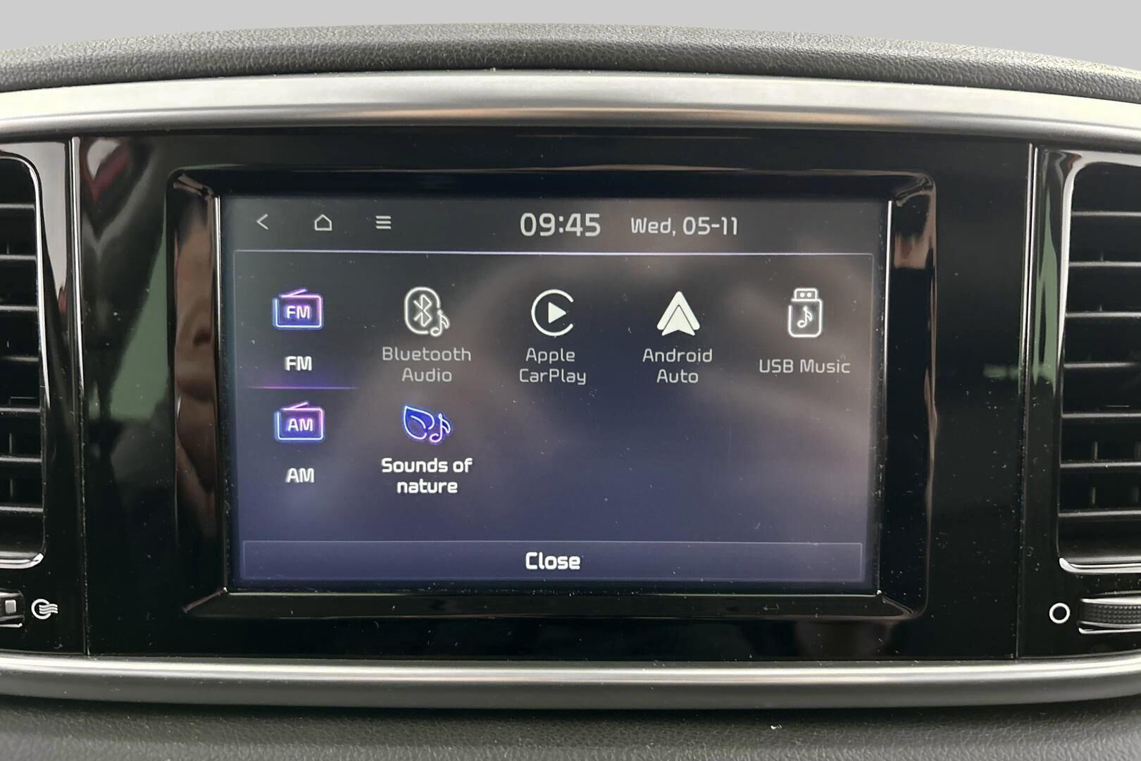 Kia Sportage iso kuva 20