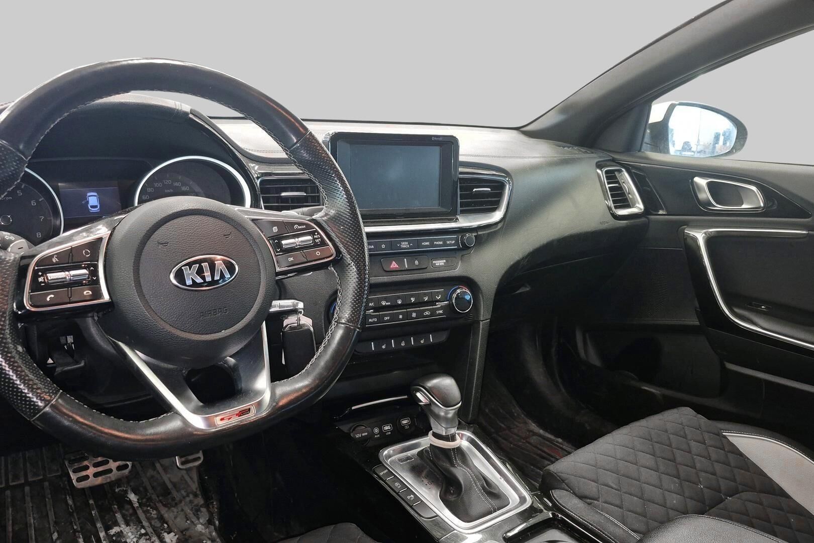 Kia ProCeed iso kuva 1
