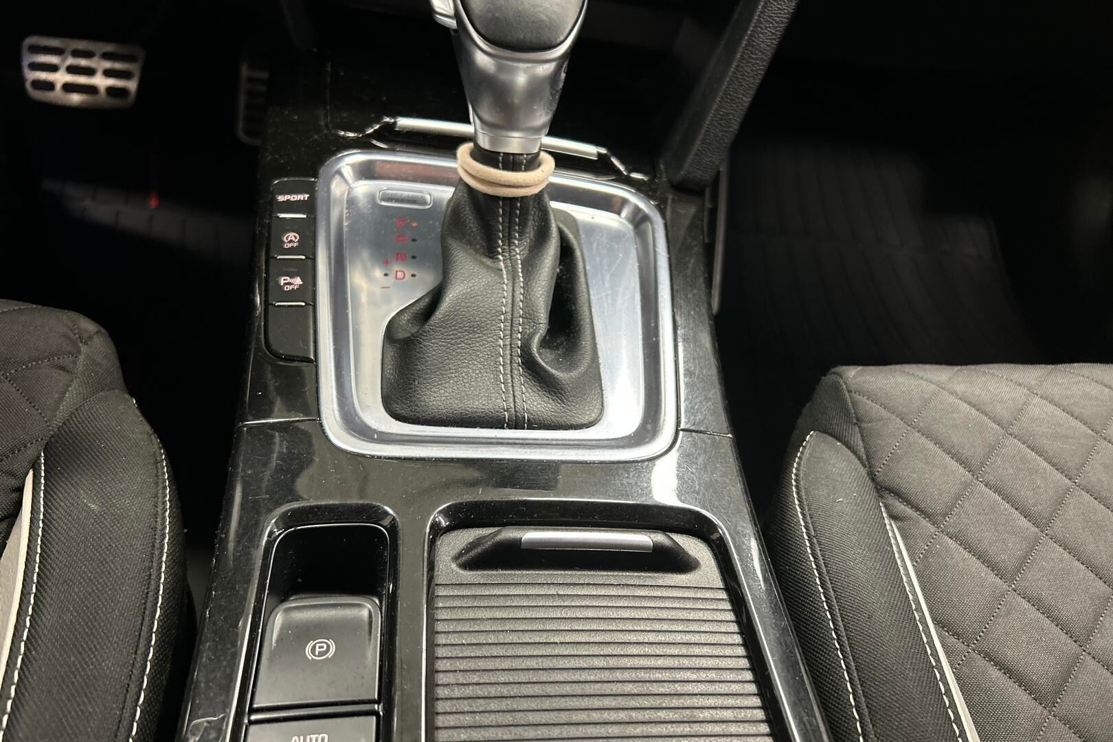 Kia ProCeed iso kuva 21