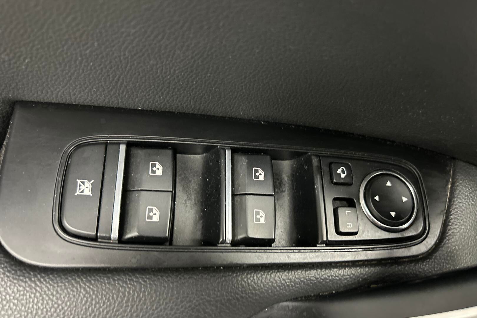 Kia ProCeed iso kuva 26