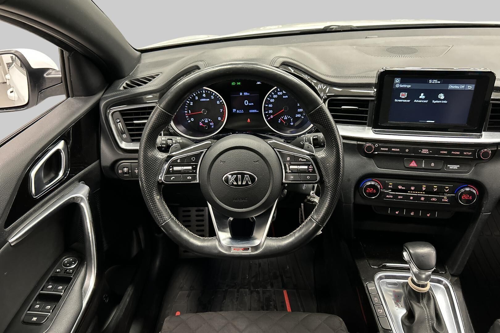 Kia ProCeed iso kuva 28