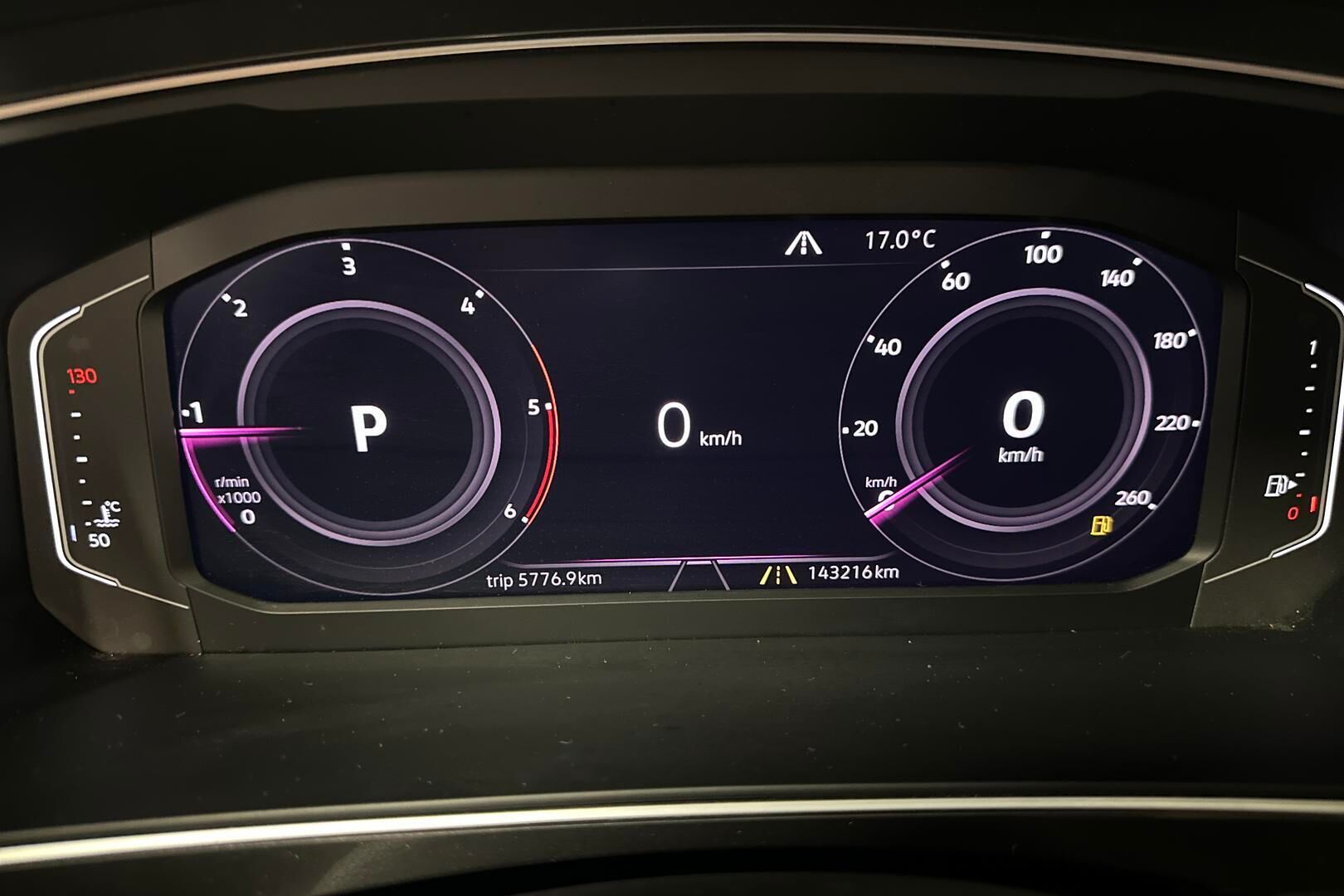 Volkswagen Tiguan iso kuva 11