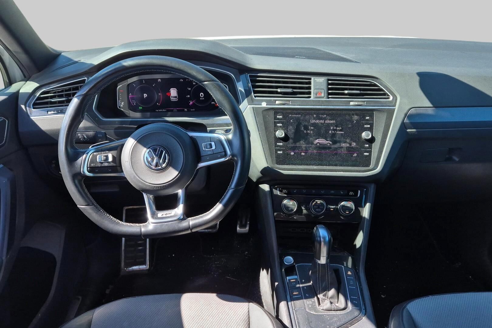 Volkswagen Tiguan iso kuva 2
