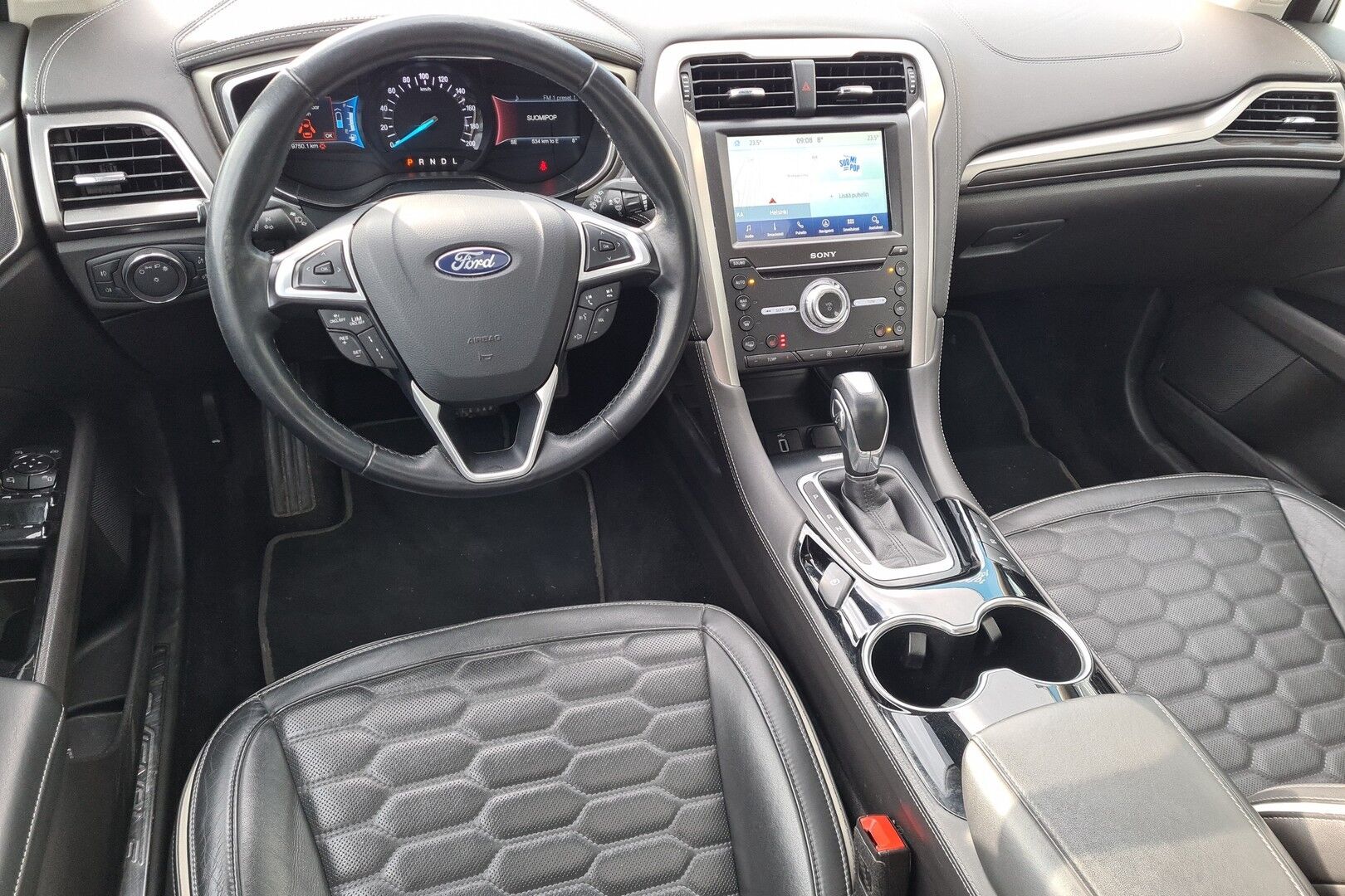 Ford Mondeo iso kuva 1