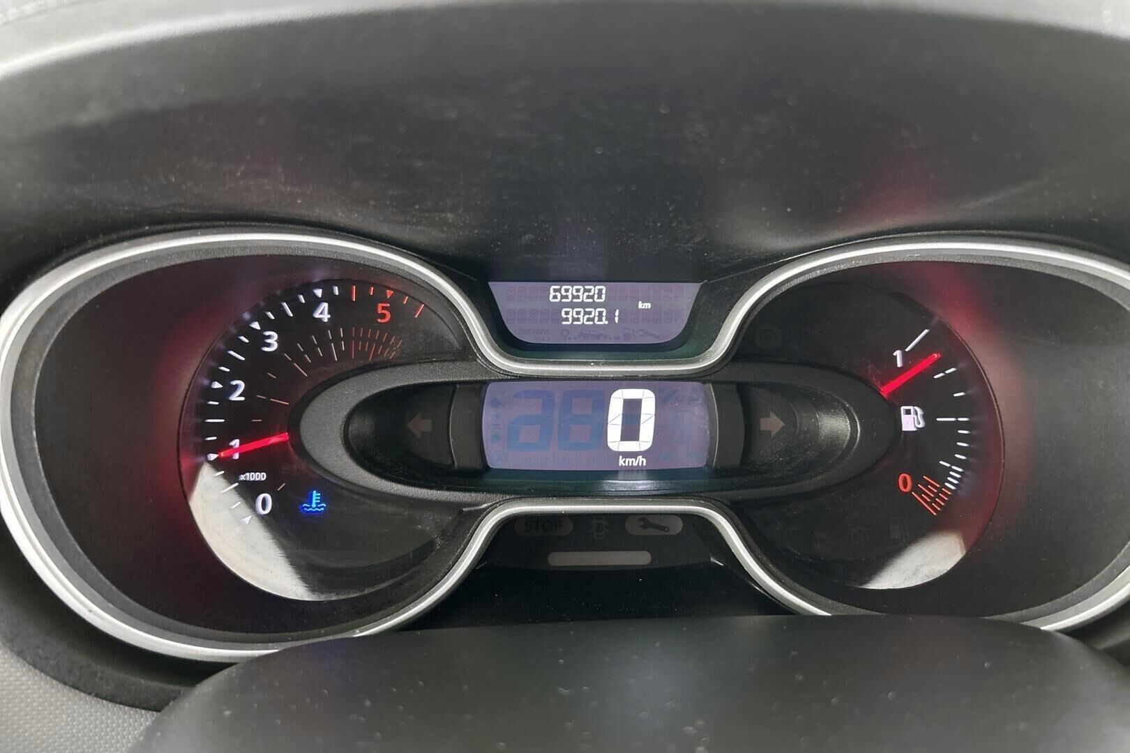 Nissan NV300 iso kuva 14