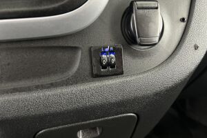 Nissan NV300 esikatselu 27