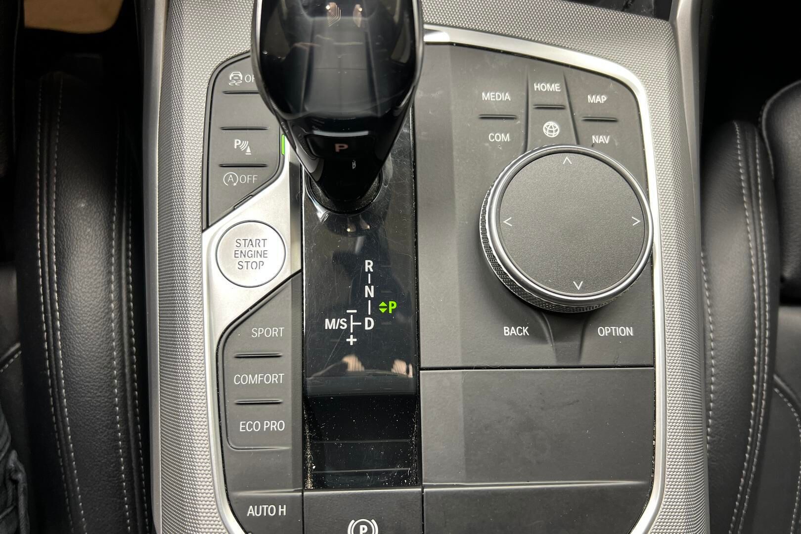 BMW 3-sarja iso kuva 16