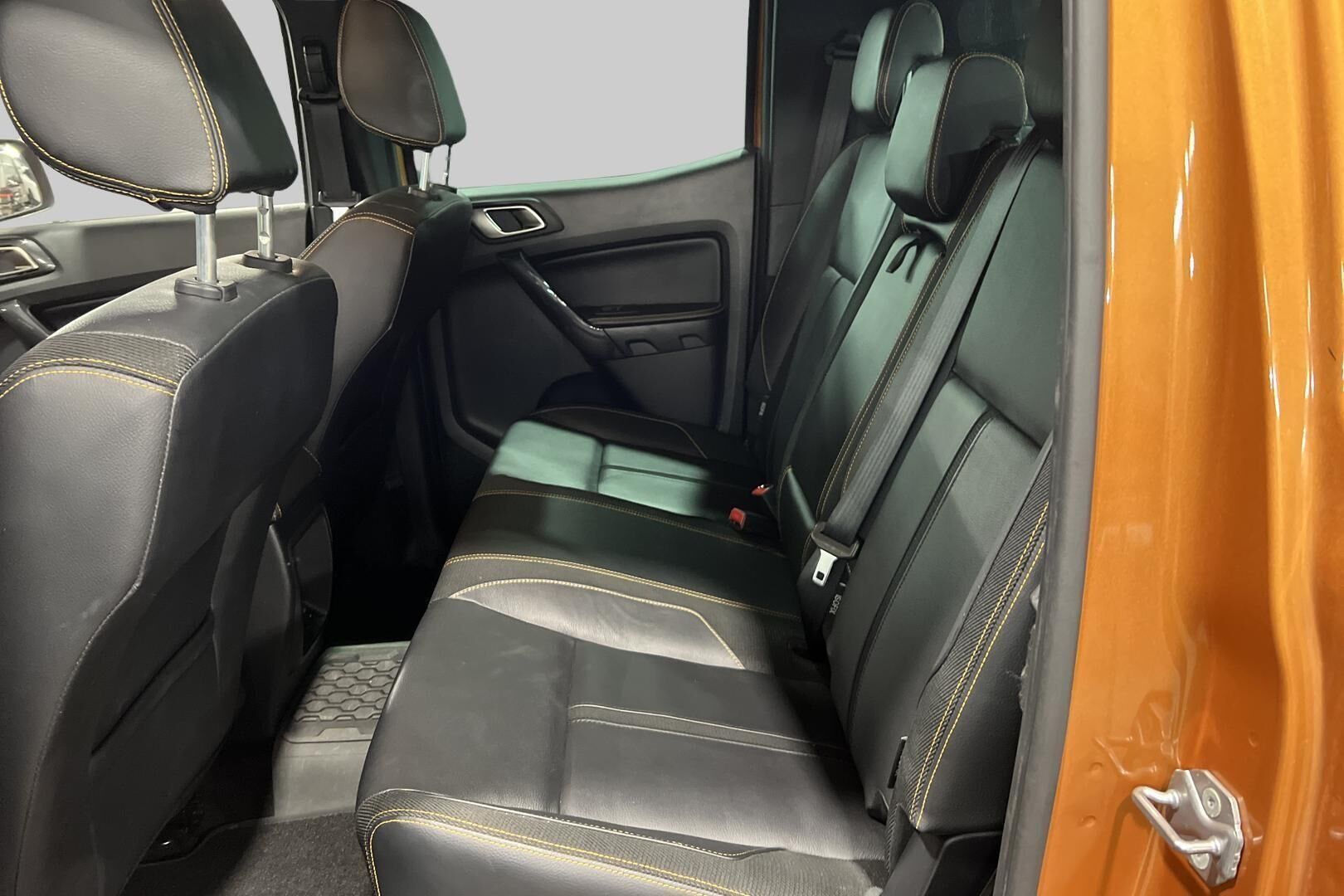 Ford Ranger iso kuva 10