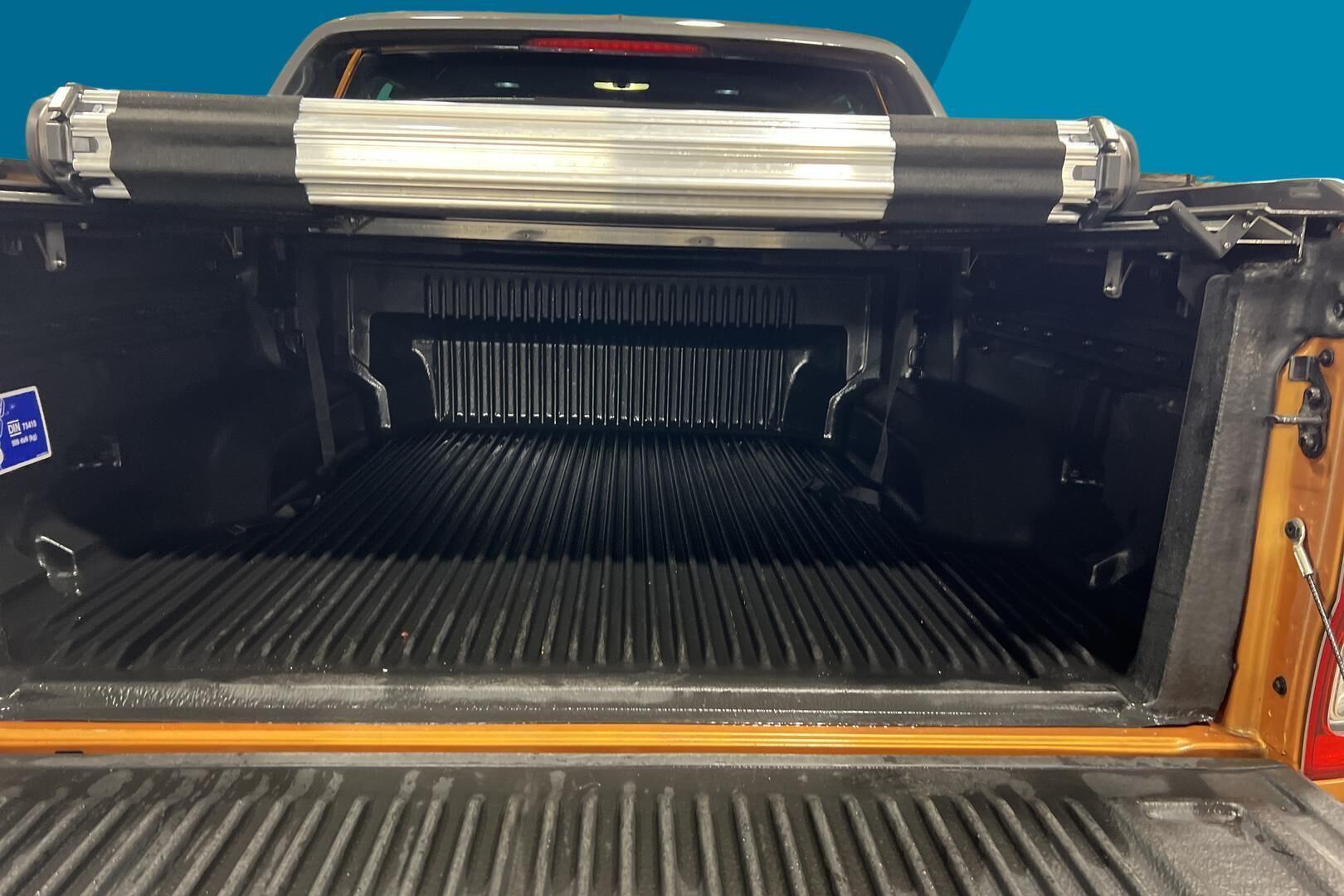 Ford Ranger iso kuva 12