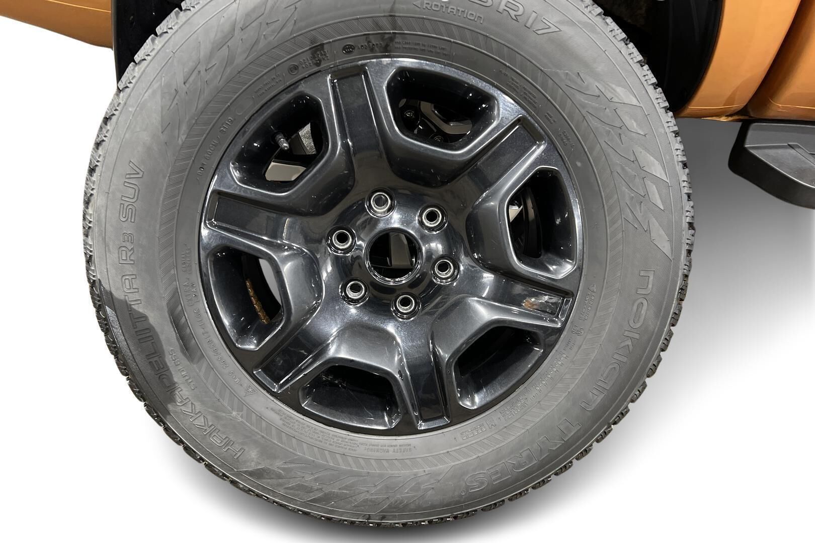 Ford Ranger iso kuva 18