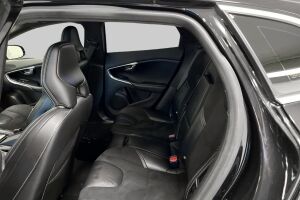 Volvo V40 esikatselu 10