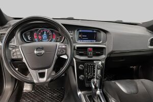 Volvo V40 esikatselu 11