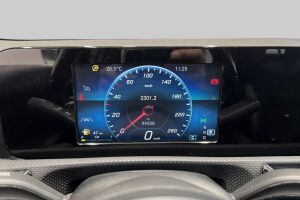 Mercedes-Benz A esikatselu 9
