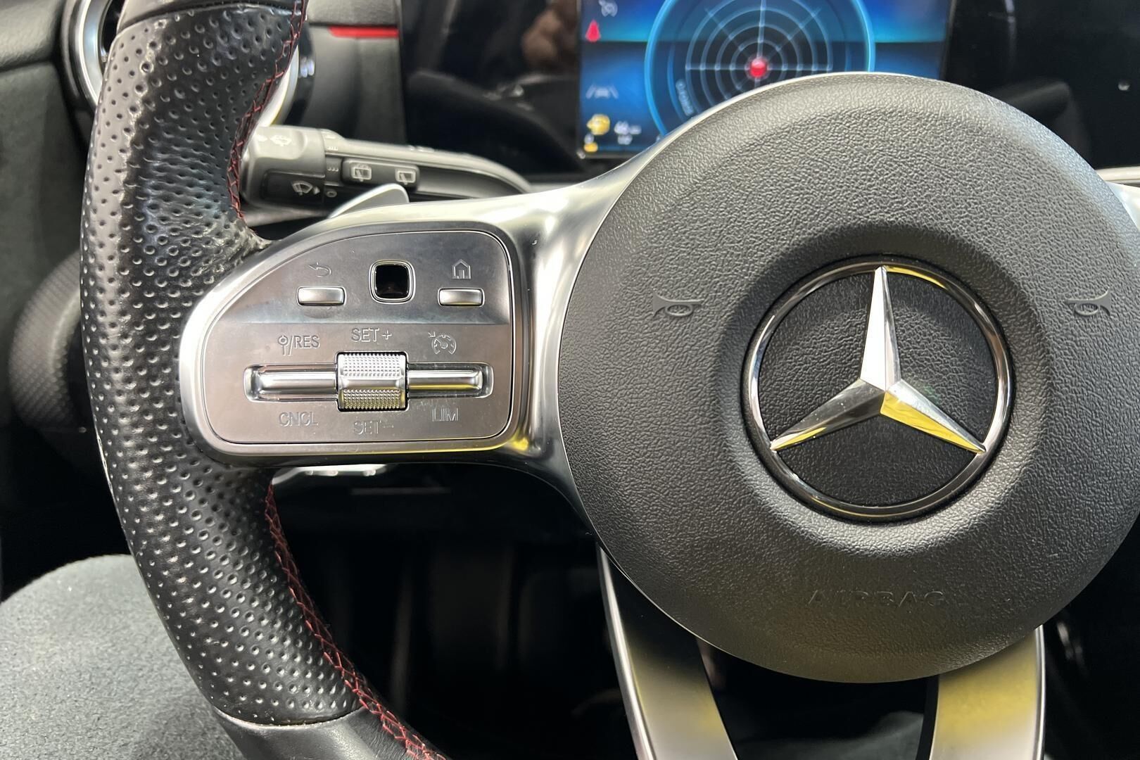 Mercedes-Benz A iso kuva 17