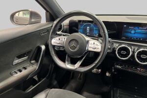 Mercedes-Benz A esikatselu 19