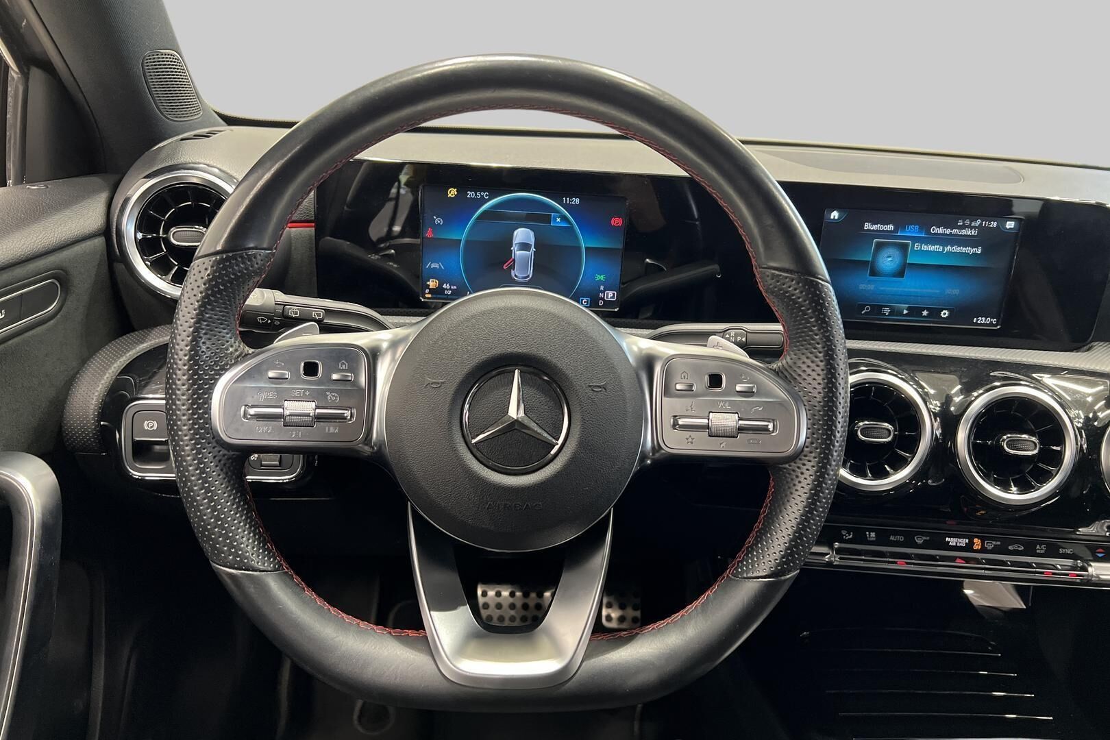 Mercedes-Benz A iso kuva 32