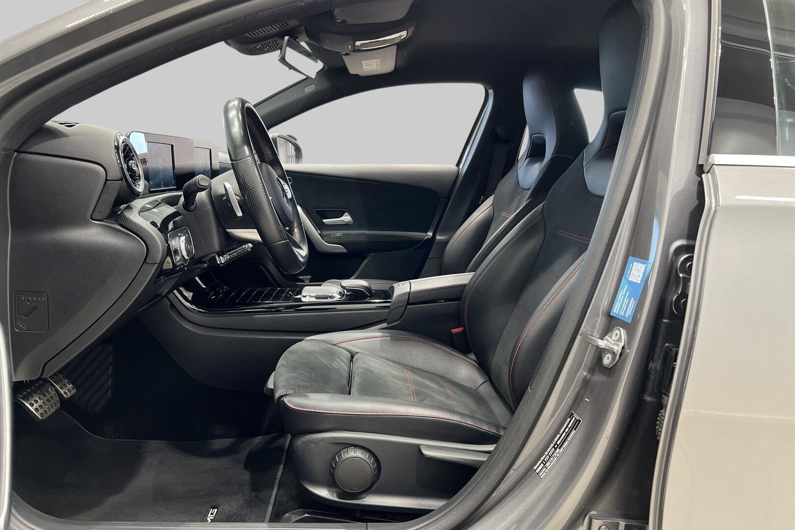 Mercedes-Benz A iso kuva 6