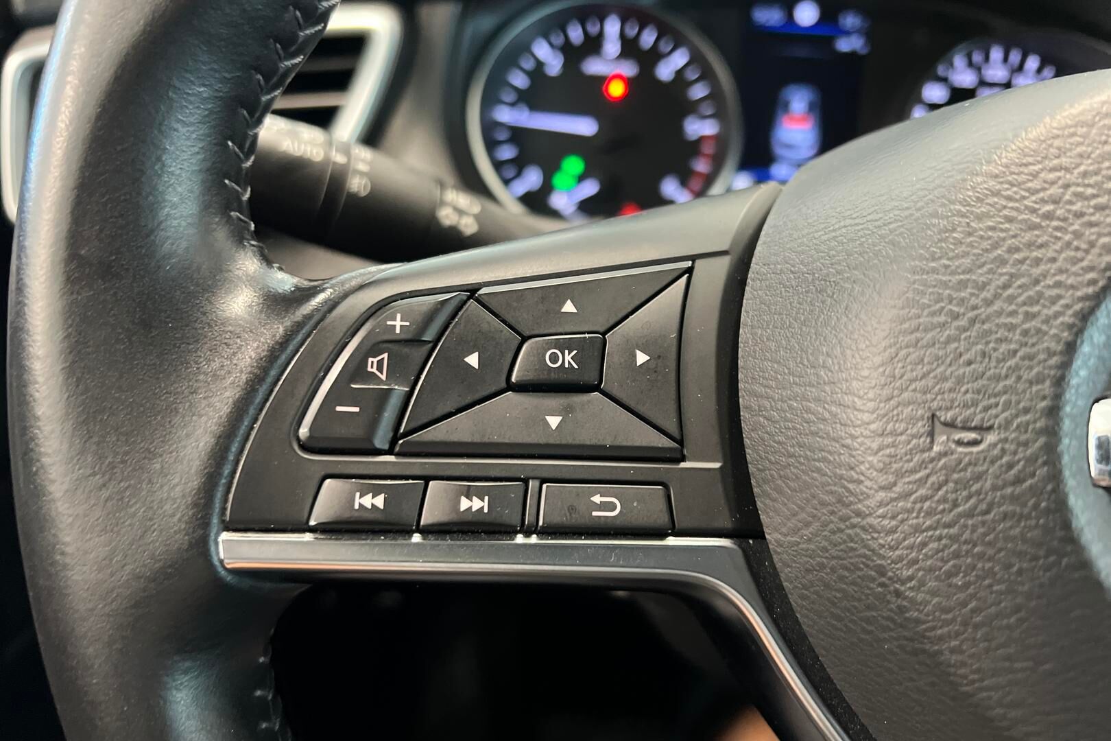 Nissan Qashqai iso kuva 19