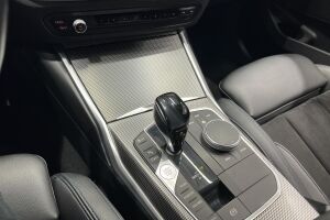 BMW 3-SARJA esikatselu 21