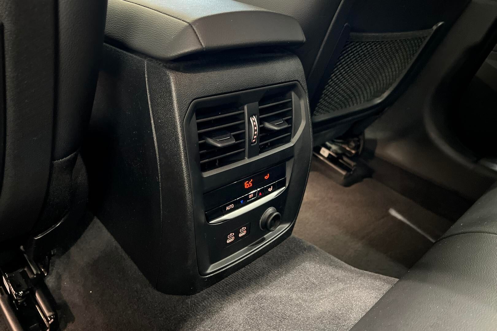 BMW 3-SARJA iso kuva 30