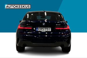 BMW 3-SARJA esikatselu 6
