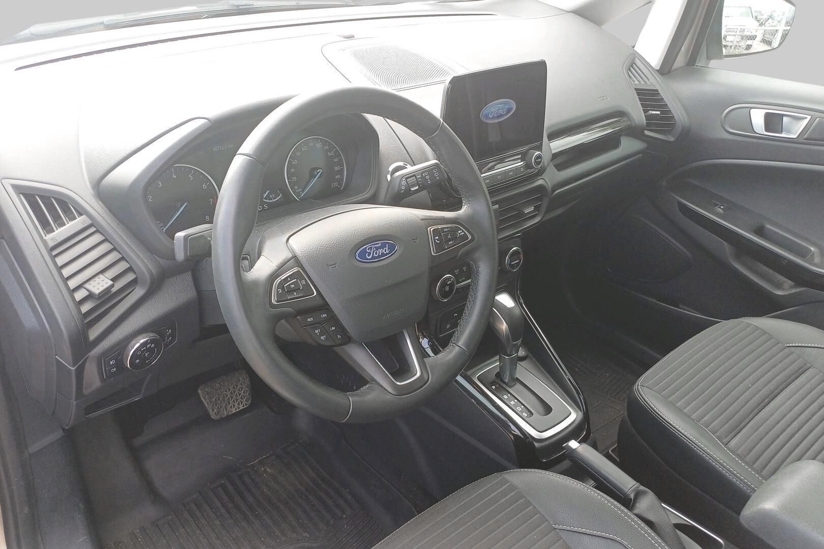 Ford Ecosport iso kuva 1