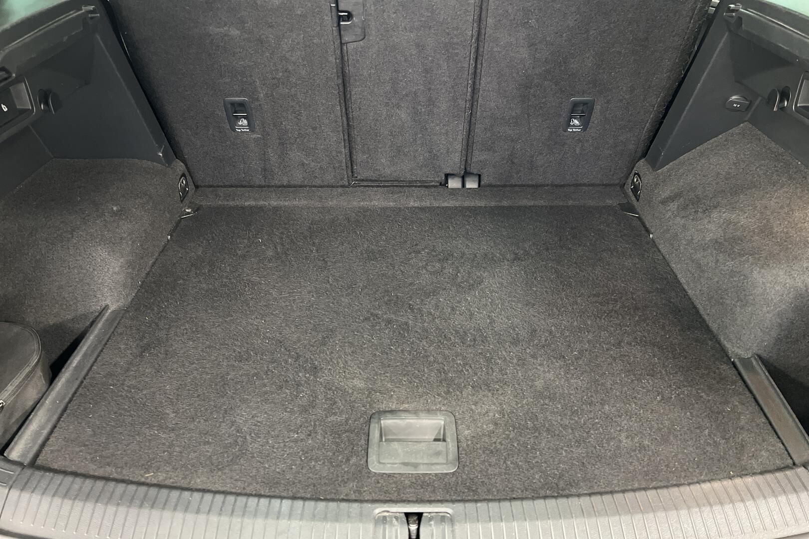 Volkswagen Tiguan iso kuva 12