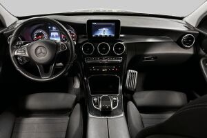 Mercedes-Benz C esikatselu 11