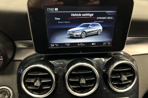 Mercedes-Benz C esikatselu 20