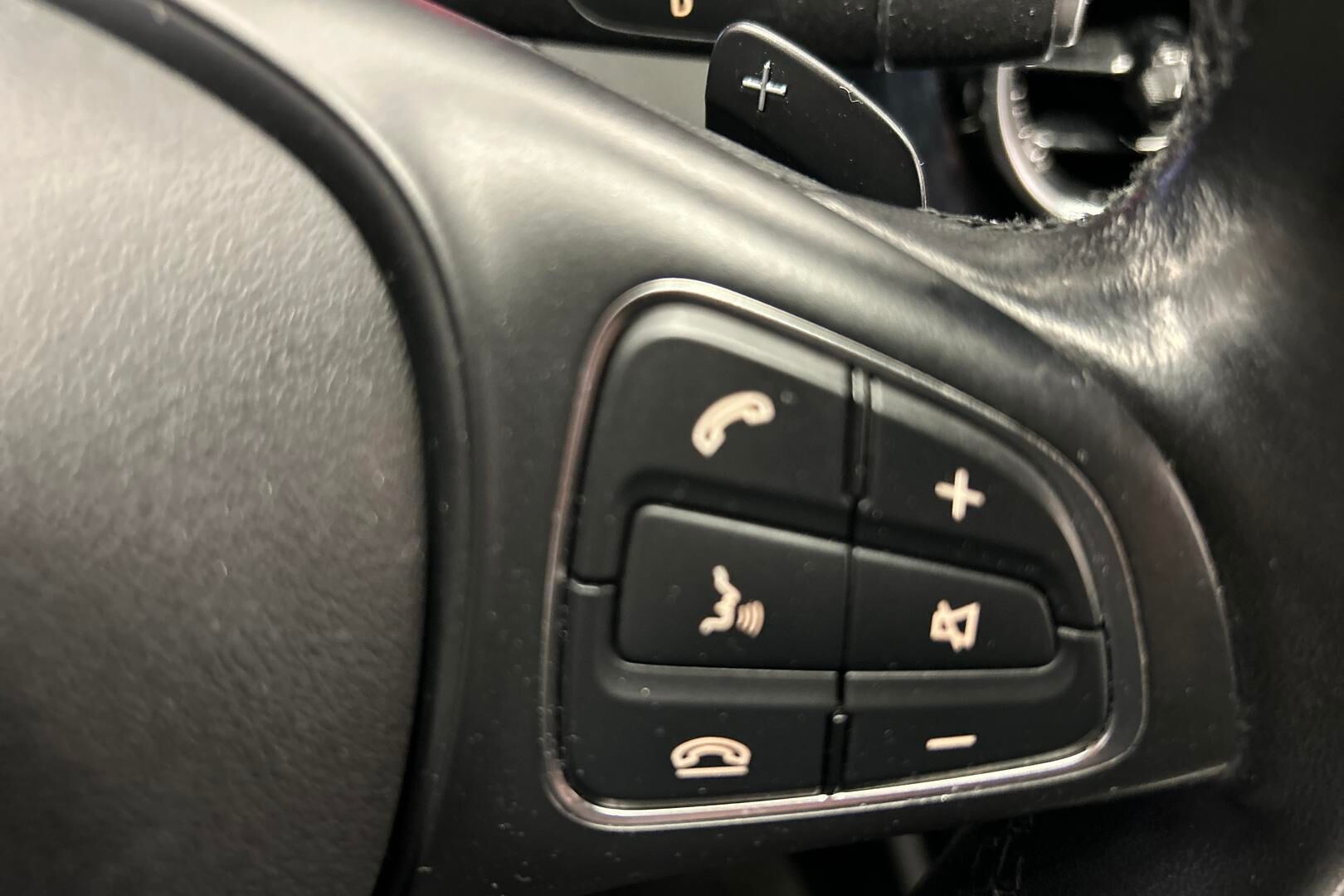 Mercedes-Benz C iso kuva 24