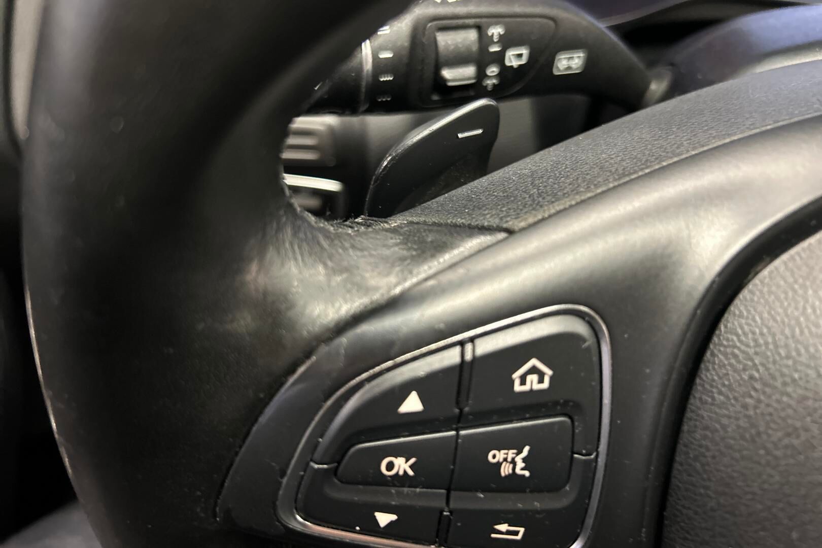 Mercedes-Benz C iso kuva 25